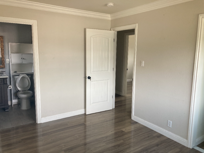 1822 Eisenhower Dr #1 - Photo 2 of 16