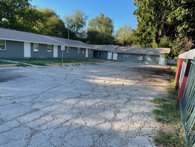 1015 14th St #9 - Photo 4 of 14