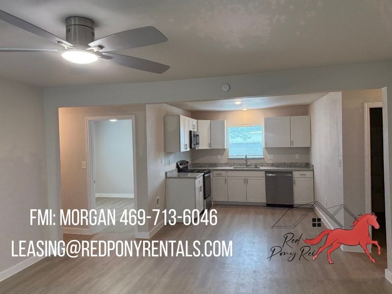 399 W Blackbourn St - Photo 4 of 12