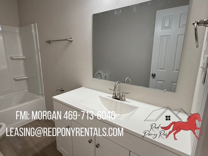 399 W Blackbourn St - Photo 6 of 12