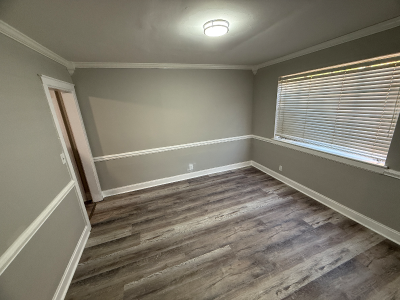 2727 Pelzer Avenue - Photo 5 of 15