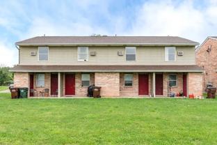 304 Sal Blvd Apt D #D - Photo 1 of 1