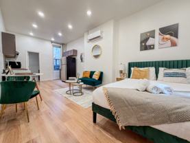 2129 Pine St #1F - Photo 1 of 1