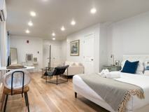 2129 Pine St #1R - Photo 1 of 1