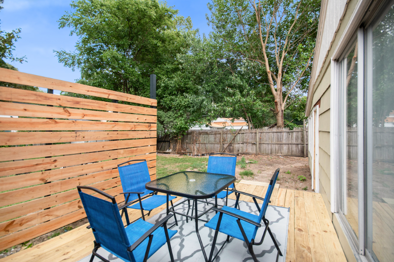 153 Vanderveen Ave - Photo 3 of 13