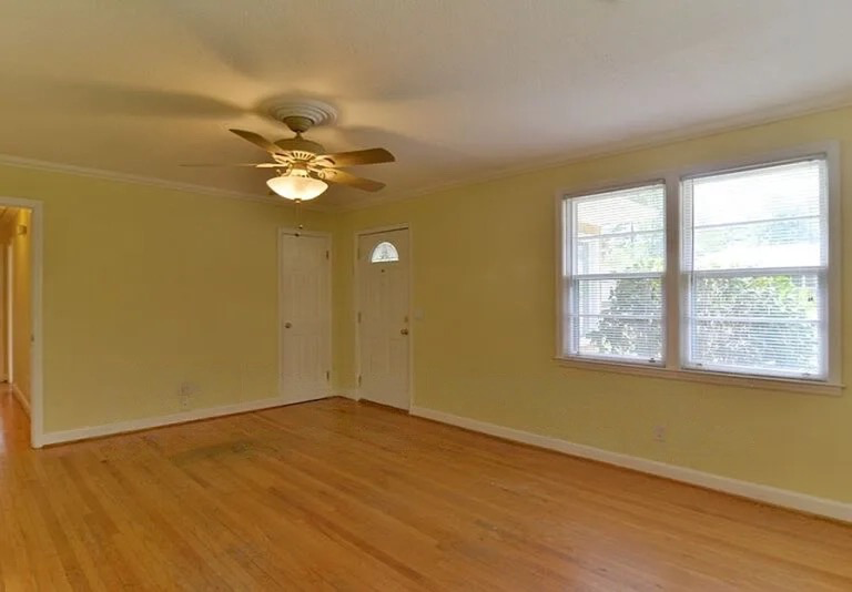 1613 S Beltline Blvd - Photo 3 of 10