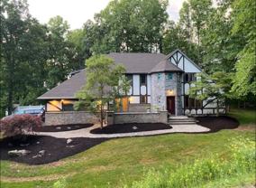 102 Longfellow Close - Photo 1 of 1