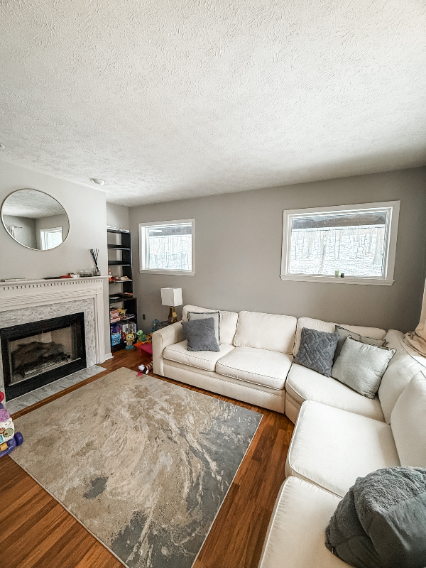 102 Longfellow Close - Photo 2 of 22