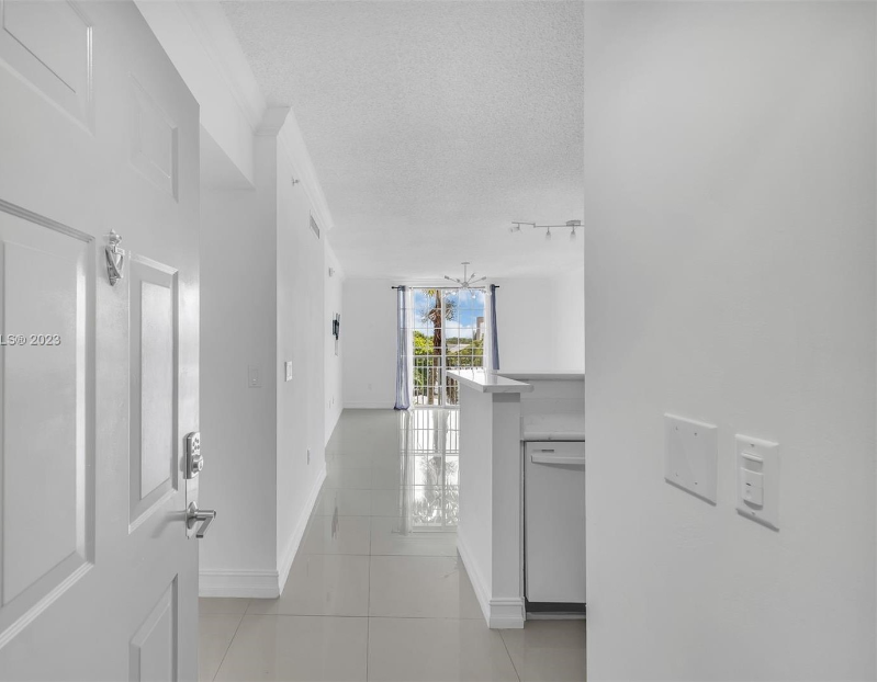 1900 Van Buren St #500A - Photo 6 of 19