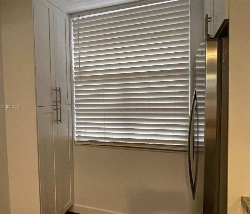 1713 Whitehall Dr #207 - Photo 7 of 17