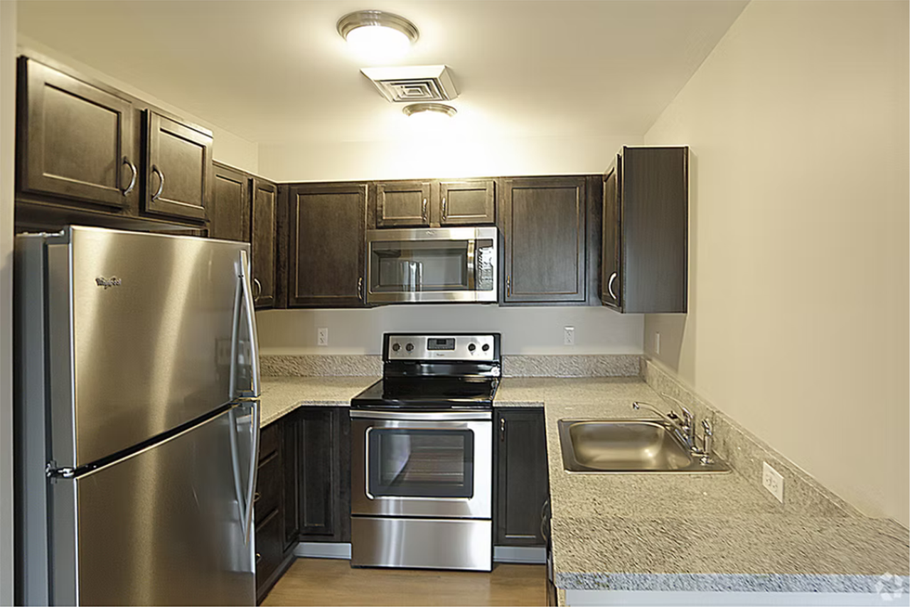 Wallace Farm Apartments - Photo 2 of 21