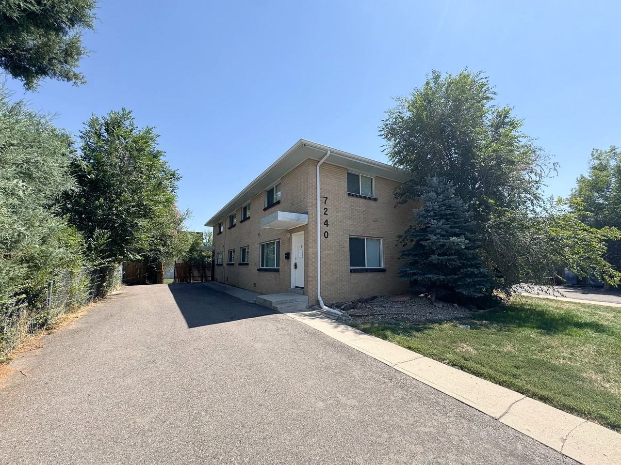 Boutique Apartment Community with Updated 2 Bed/1.5 Bath Units in the Heart of Westminster! - Photo 2 of 2