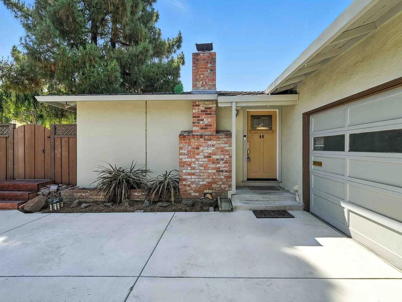 31139 Chicoine Ave #NA - Photo 2 of 15