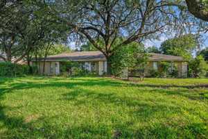 featured image of 1200 E Franklin St #NA