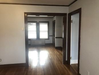 453 Washington St #4 - Photo 2 of 9