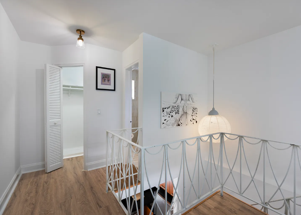 421 Ne 68th St #7 - Photo 7 of 11