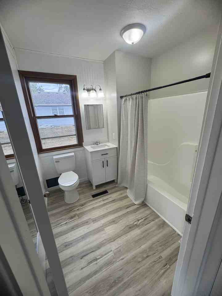 449 S College Ave #NA - Photo 4 of 12