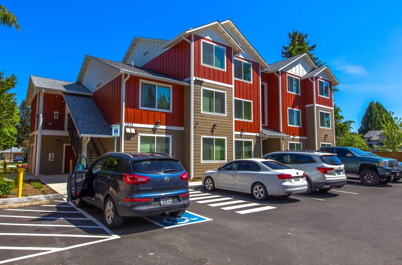 1212 Golf Club Rd Se #N2 - Photo 2 of 15