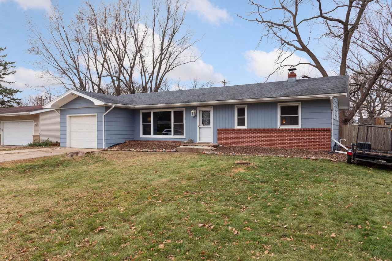 1349 Sycamore St #NA - Photo 2 of 39