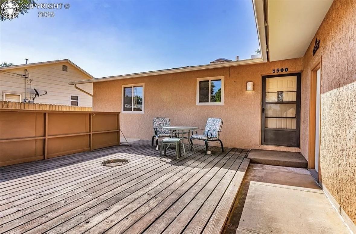 2500 Pear St #NA - Photo 3 of 17
