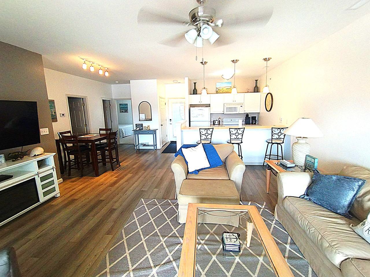 418 Regatta Bay Drive #4C - Photo 5 of 8