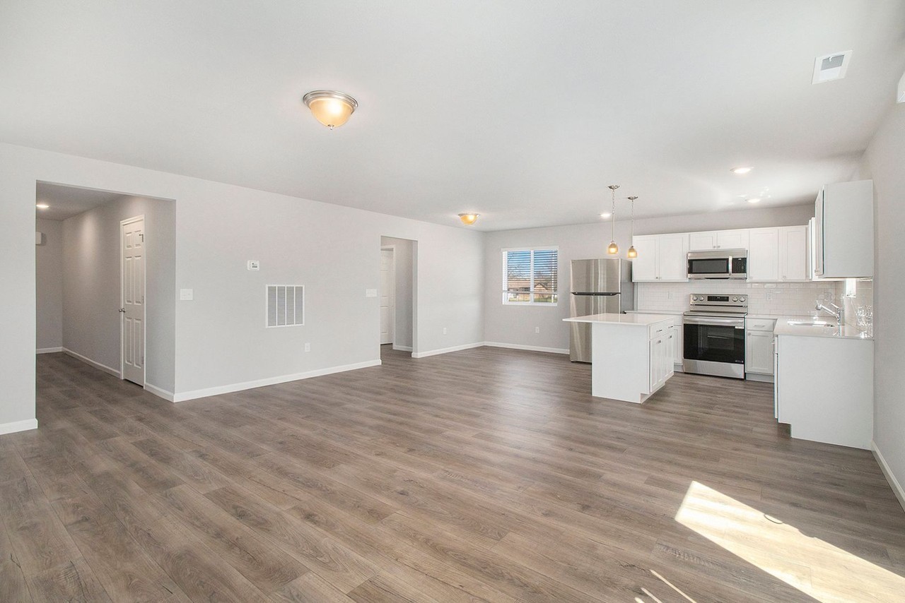 510 Homewild Ave - Photo 7 of 25