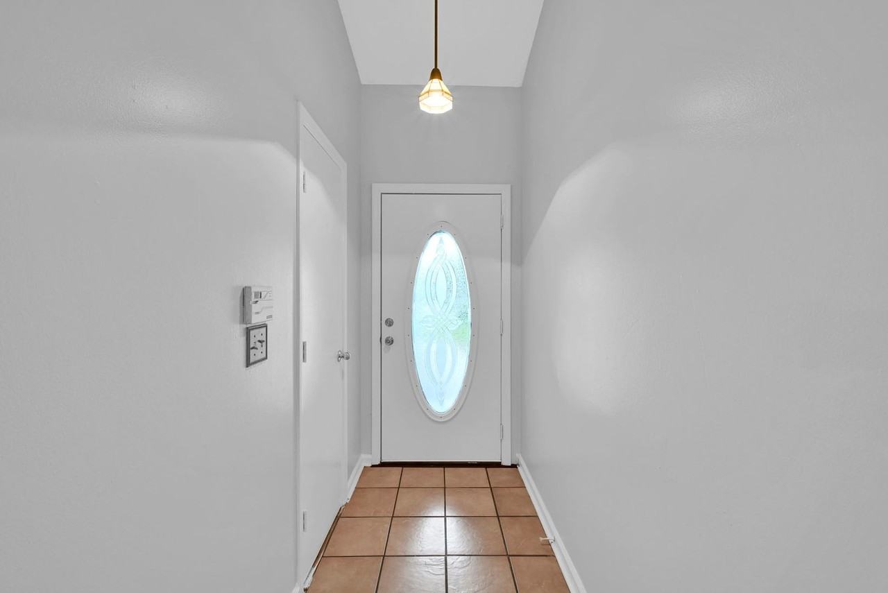 9687 Hersham Ct - Photo 3 of 29