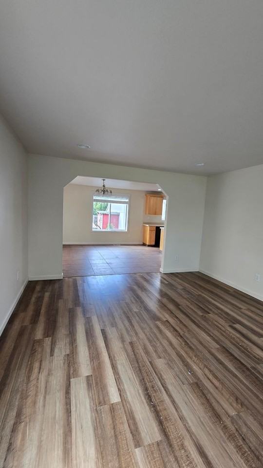 340 S Dovetail Ct - Photo 4 of 5