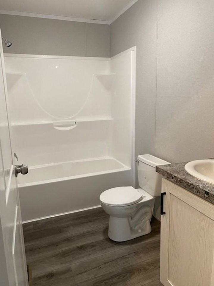 3011 Garfield Rd N - Photo 5 of 5