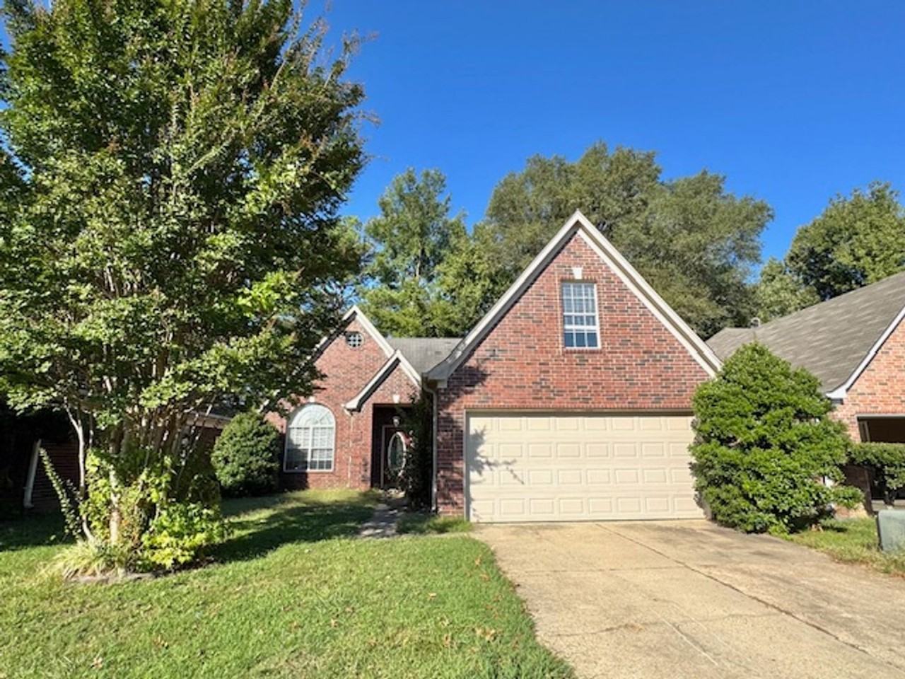 8337 Regal Bend Drive - Photo 3 of 13