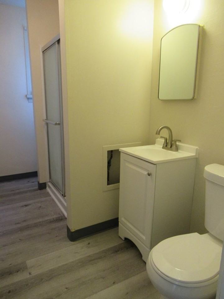 1114 E 25th St - Photo 6 of 6