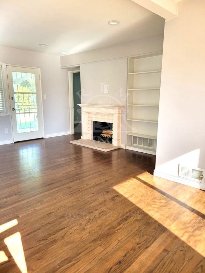 475 Saint Augustine Ave - Photo 3 of 16