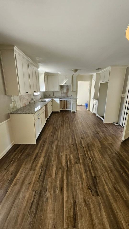 920 Success St - Photo 2 of 12