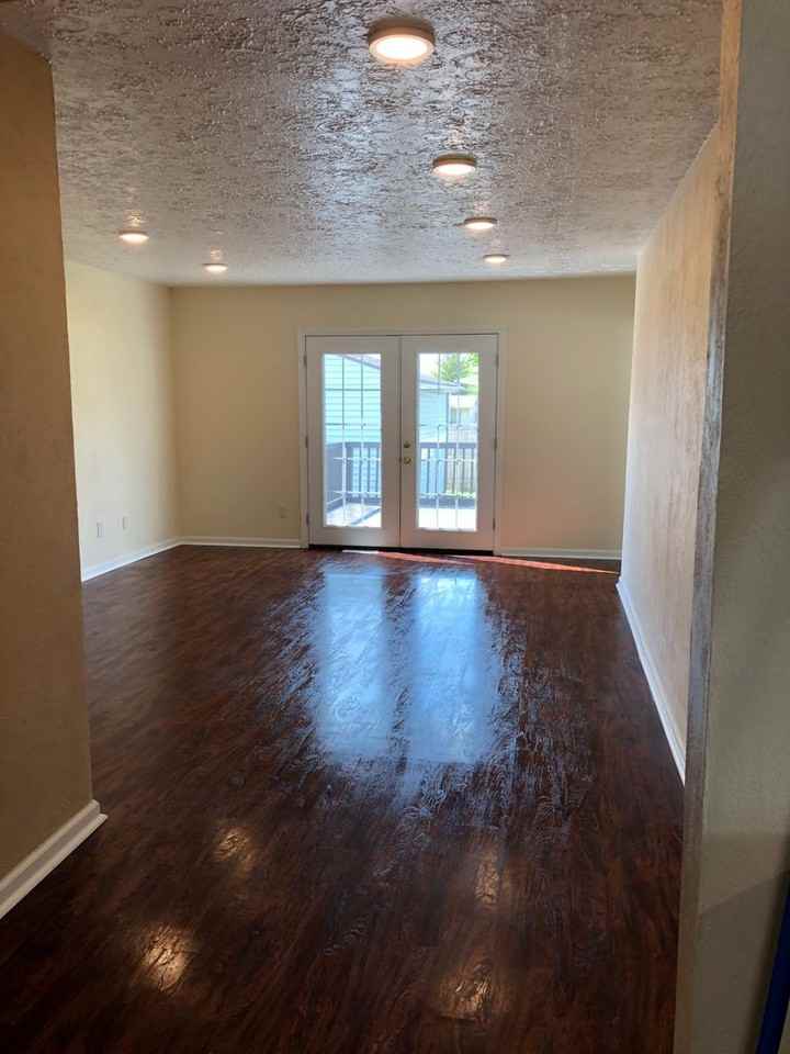 2603 Walnut St - Photo 5 of 23