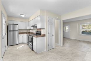 1012 Bay Dr #C - Photo 1 of 1