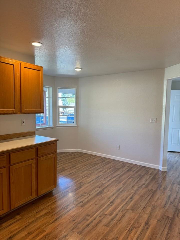 61440 Elkhorn St - Photo 6 of 20