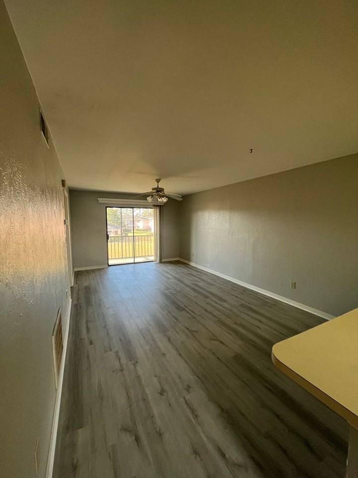 1101 2nd Ave N - Photo 4 of 11