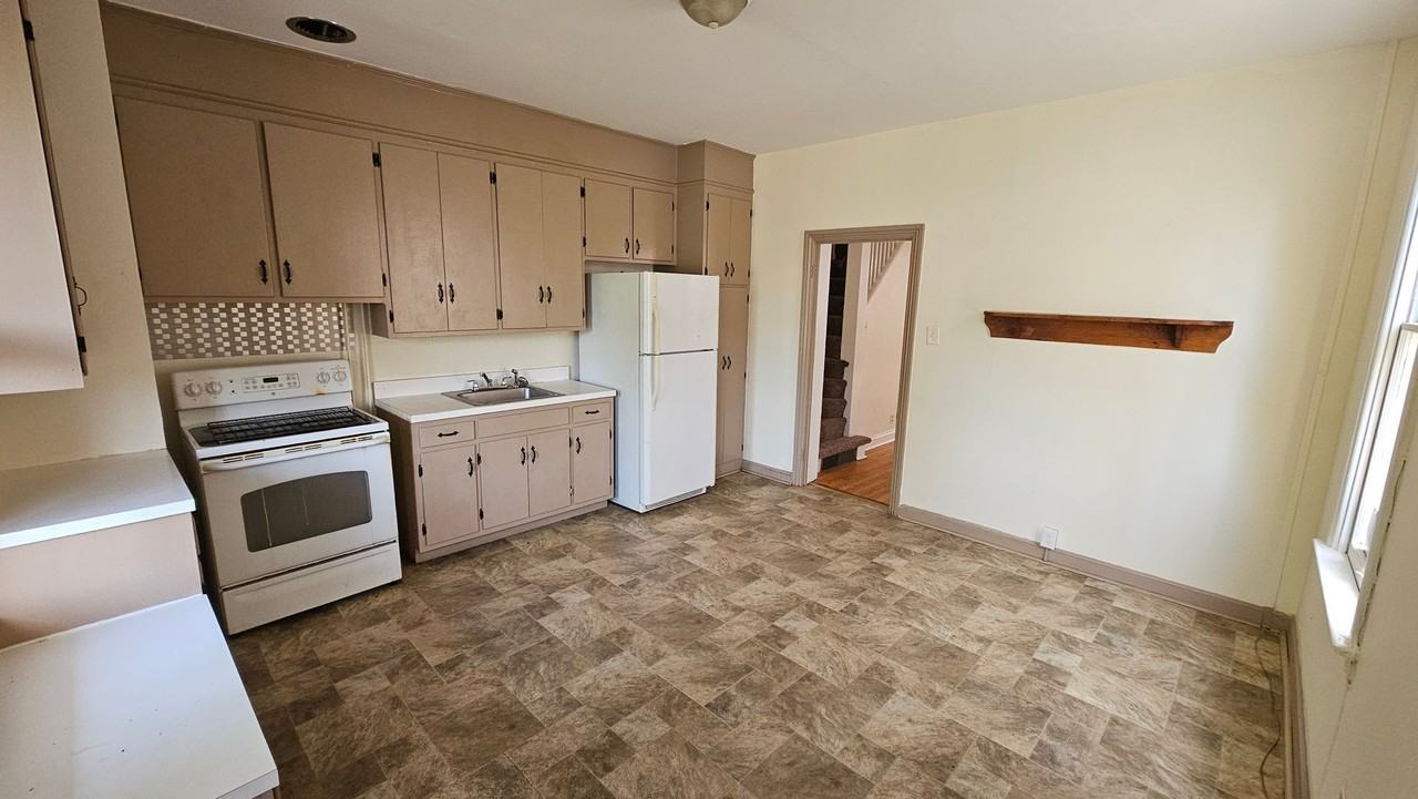 56 E Baltimore St - Photo 2 of 20