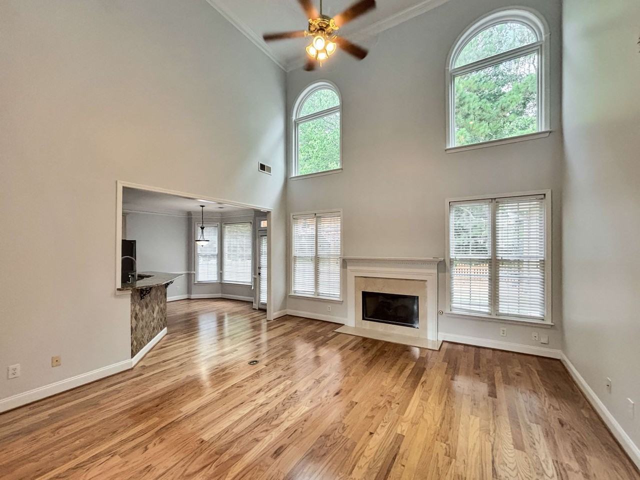 5312 Vinings Lake Vw Sw - Photo 6 of 34