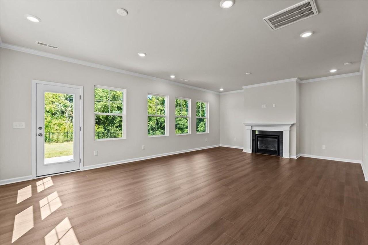 1288 Maple Branch Cir - Photo 3 of 27