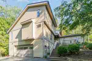 featured image of 3533 Woodland Trl