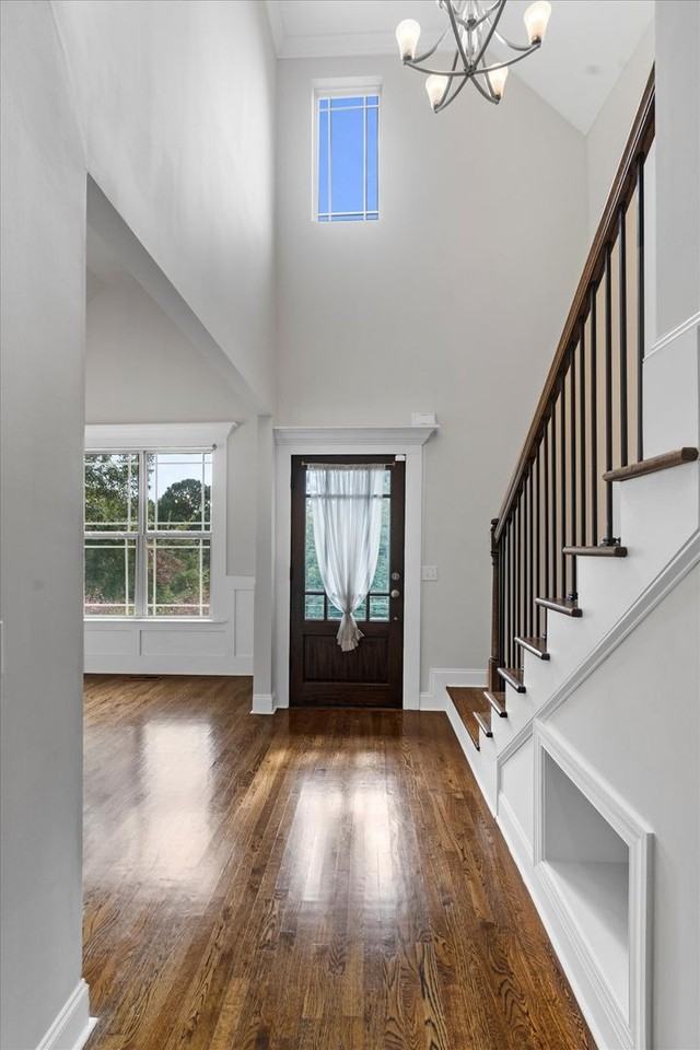 8229 Pierpoint Drive - Photo 5 of 50