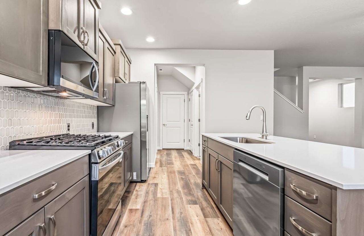 278 W Broyhill St - Photo 5 of 21