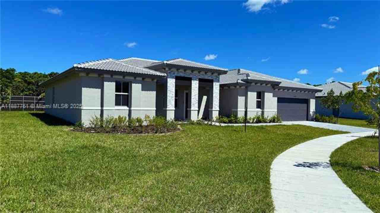 13283 Sw 188th Ter #0 - Photo 3 of 12