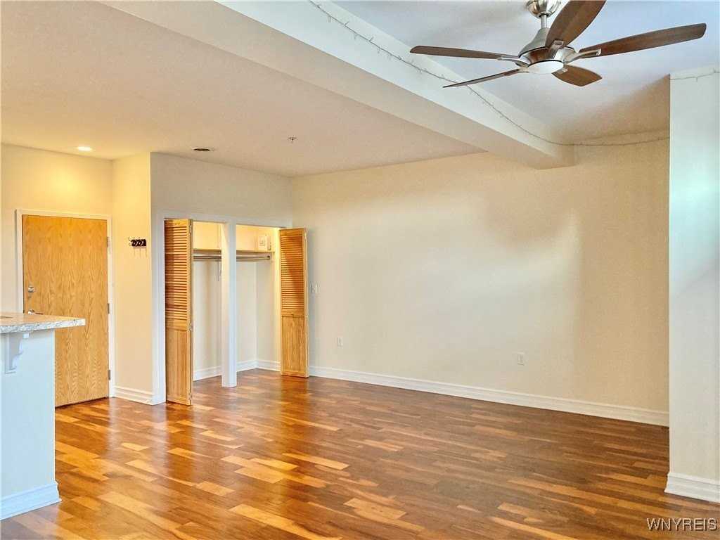 481 Franklin St Apt 10 #10 - Photo 3 of 11