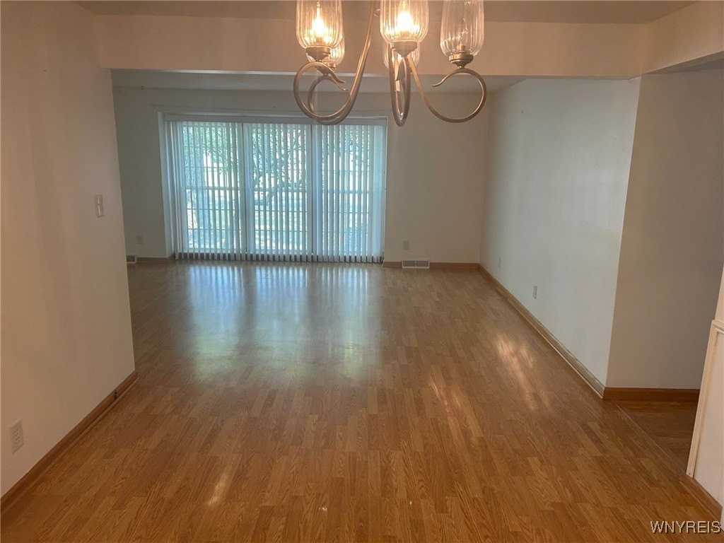 80 Carriage Drive #1 - Photo 5 of 13