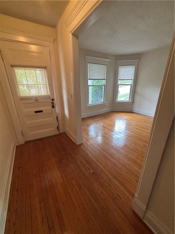 185 Wall St - Photo 5 of 9