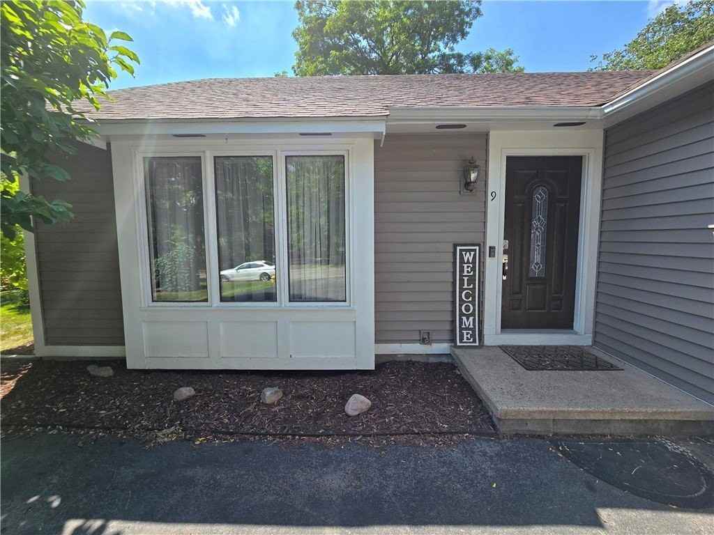 9 Hepatica Ln - Photo 3 of 44