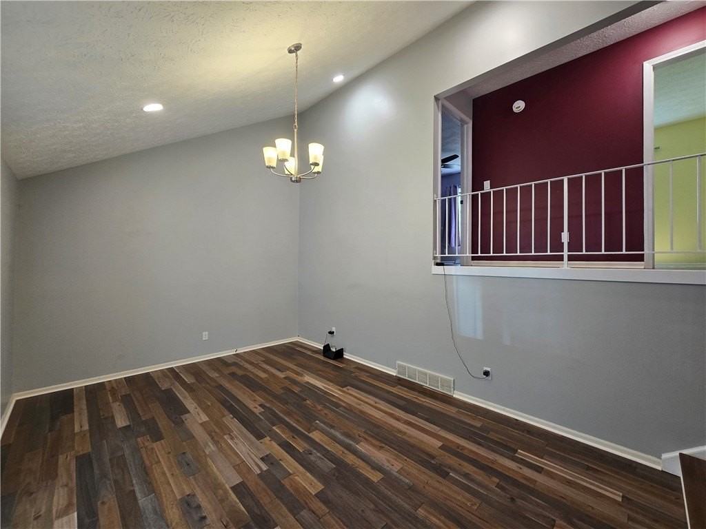 9 Hepatica Ln - Photo 5 of 44