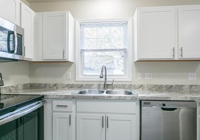 100 Graham Rd - Photo 2 of 10